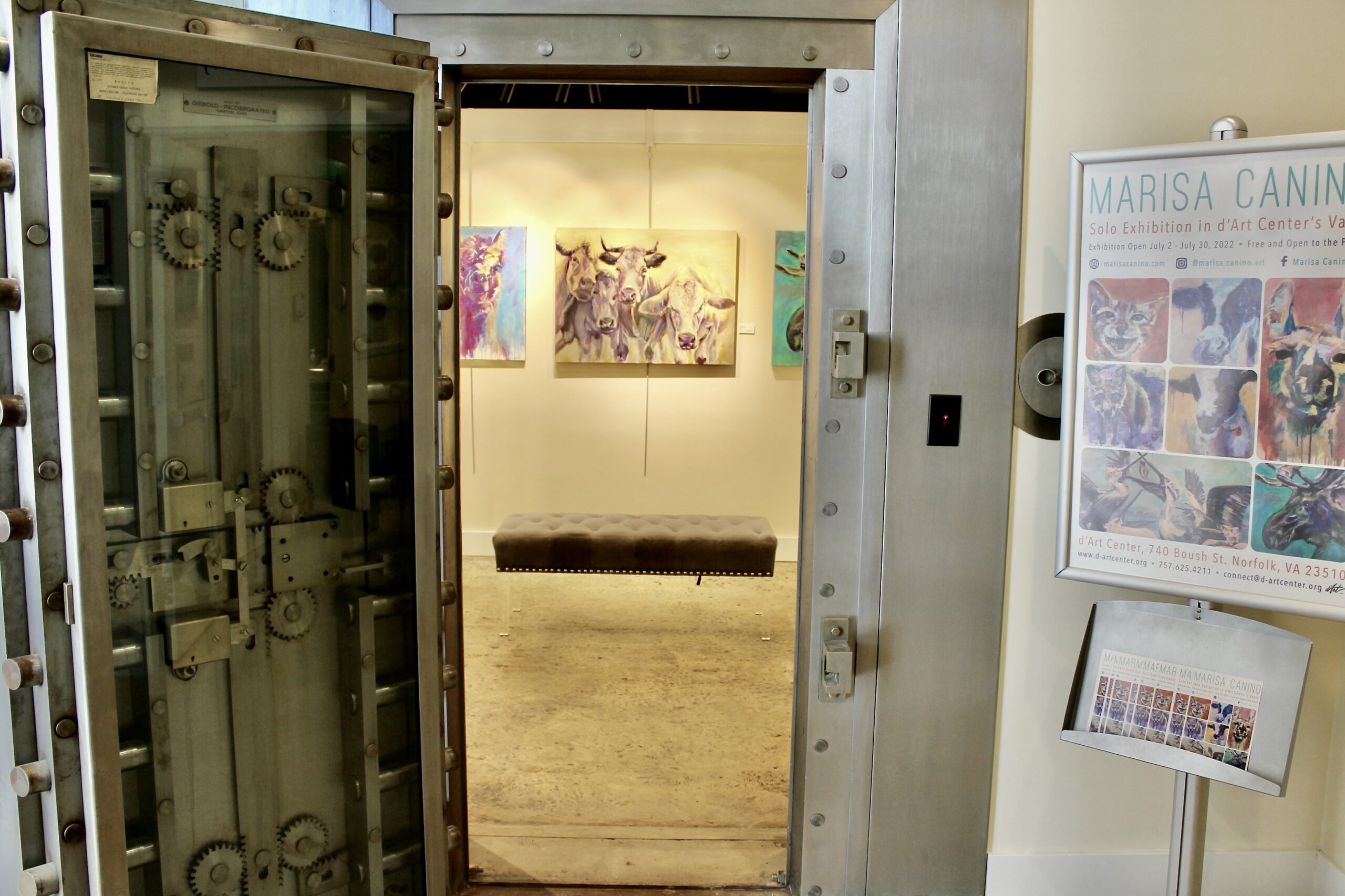 Image of the entrance to d'Art Center's vault exhibition space